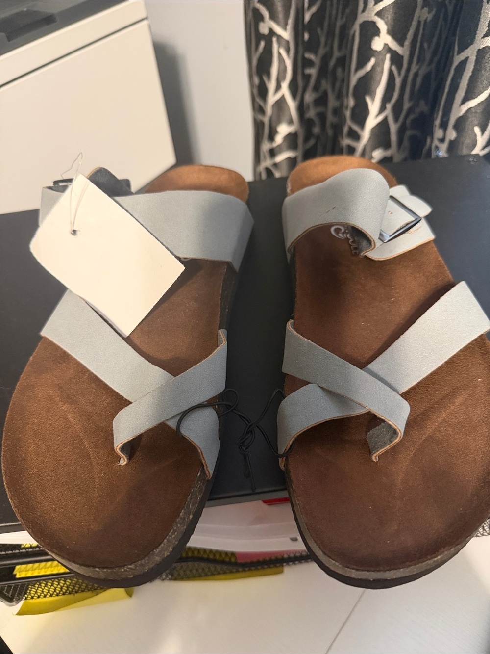 Casual Women's Crisscross Slide Sandals in Light Gray
